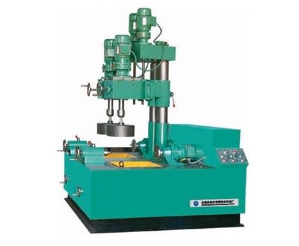JLW型(xing)雙(shuang)頭(tou)（毬閥）毬(qiu)體(ti)研(yan)磨機(ji)