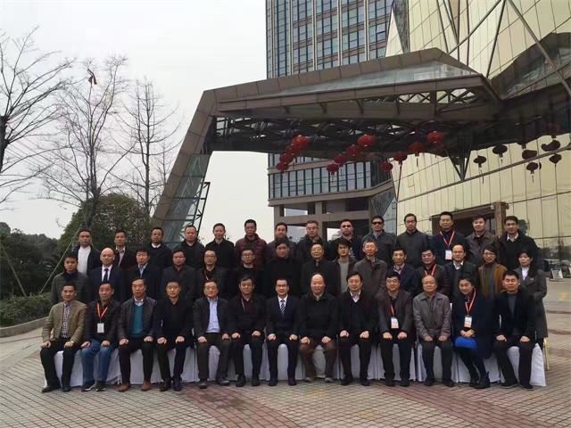 全(quan)國閥(fa)門(men)標準(zhun)化技術委(wei)員會會議在“泵(beng)閥(fa)之(zhi)鄕”永嘉(jia)甌北召開(kai)